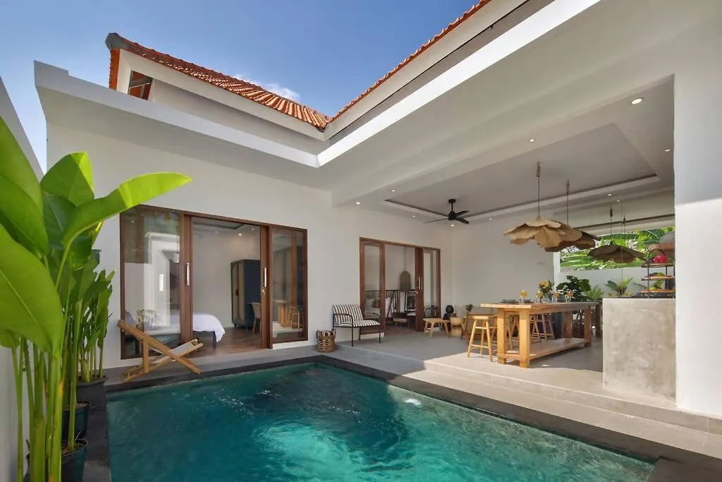 Cozy 2 Beds Villa In Seminyak
