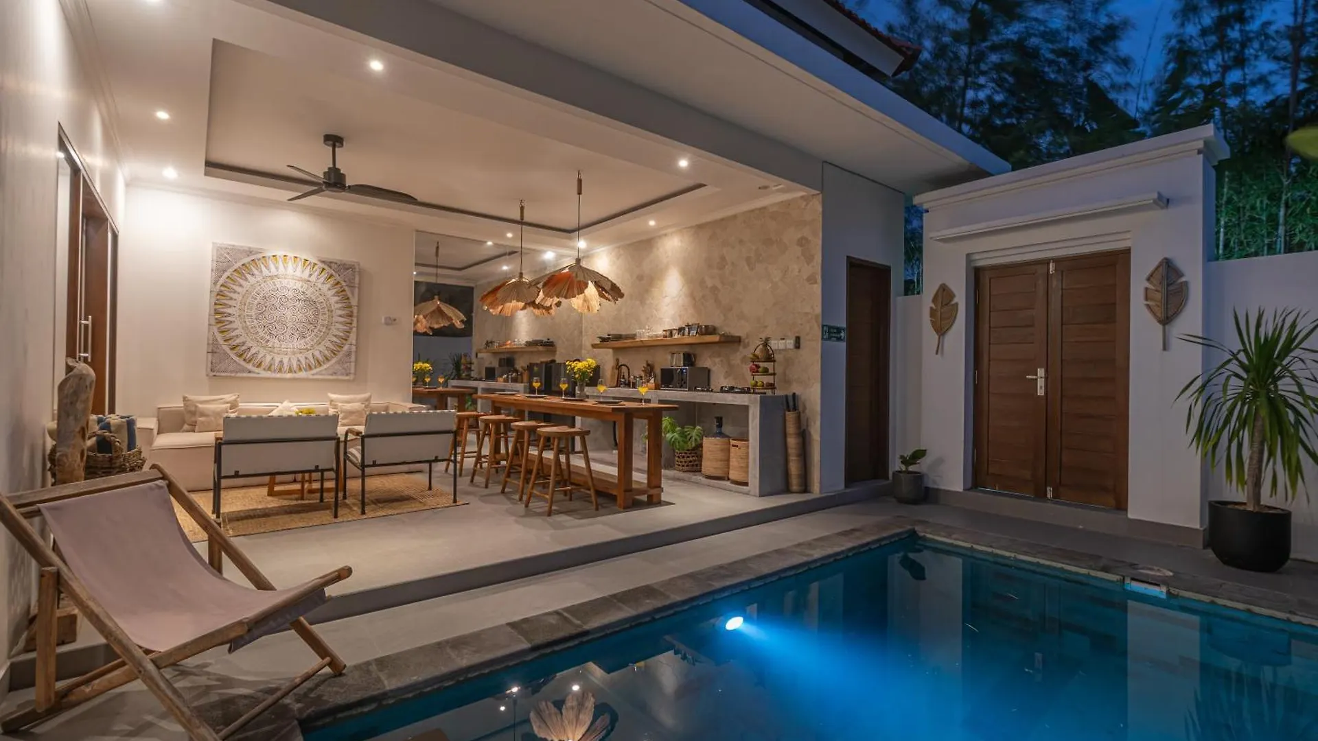 Cozy 2 Beds Villa In Seminyak 0*,  Indonesien