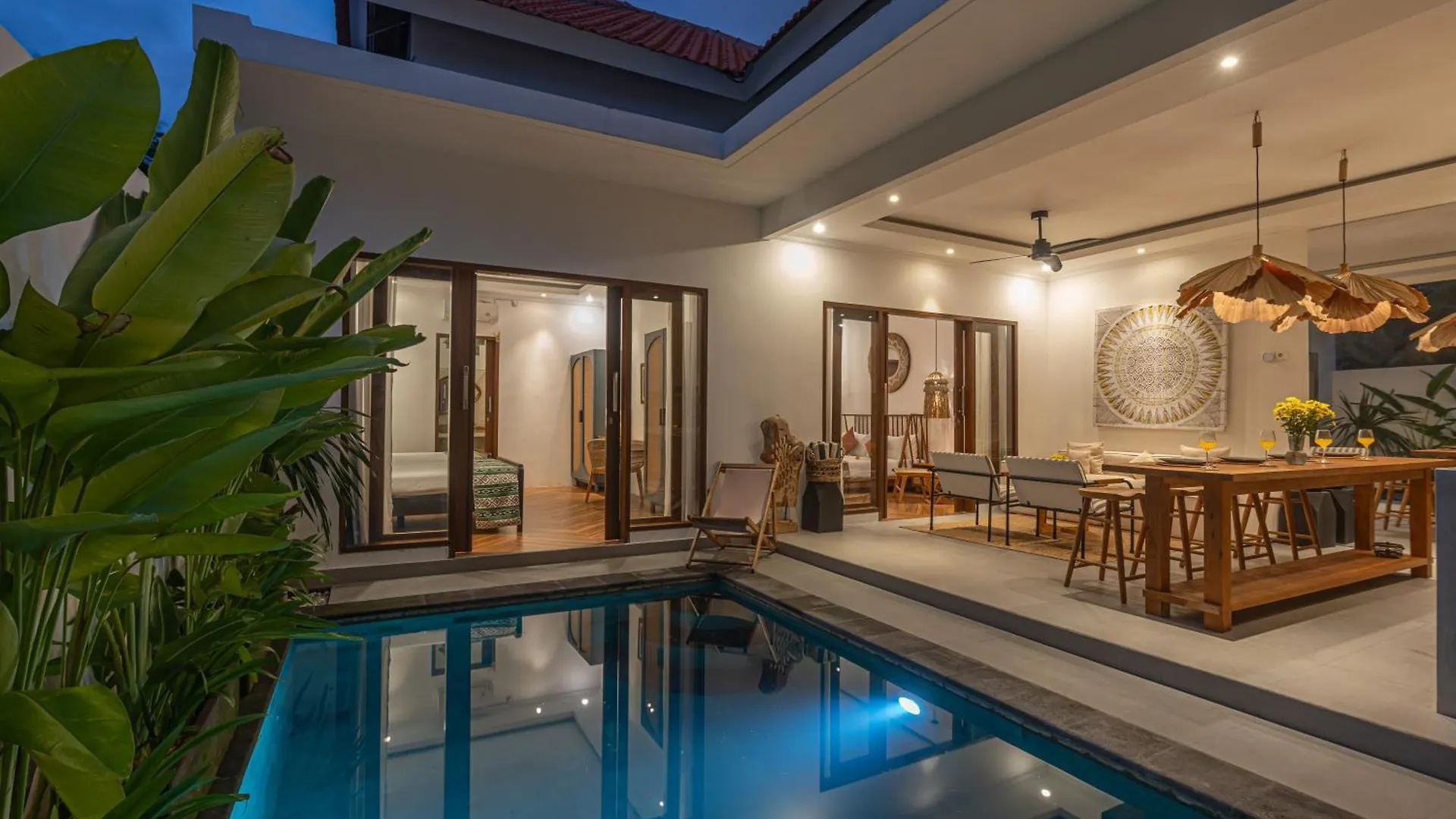Cozy 2 Beds Villa In Seminyak