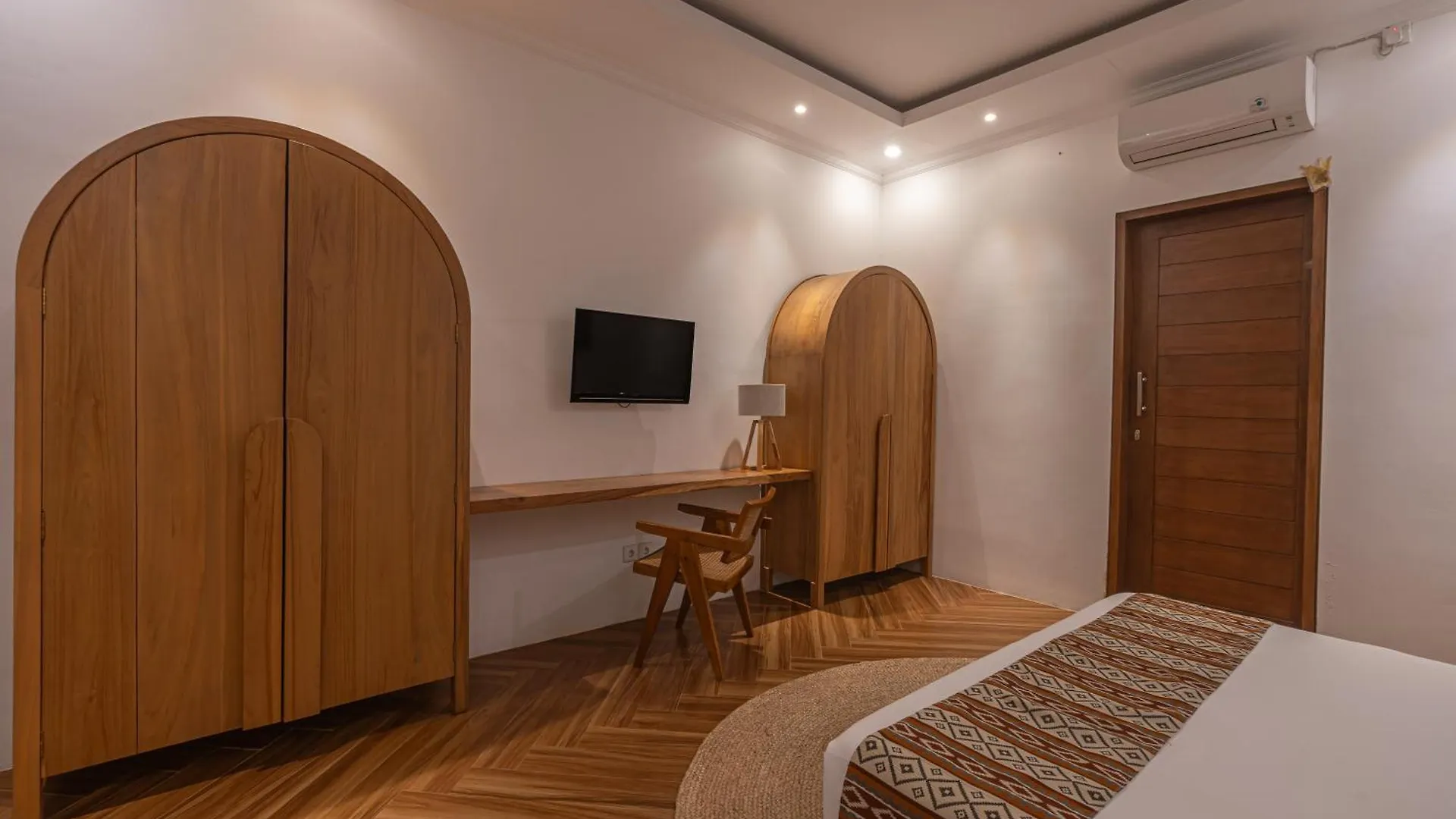 Cozy 2 Beds Villa In Seminyak